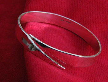 Roman style bracelet